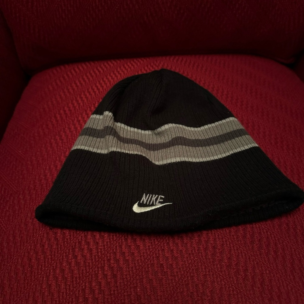 Nike Reversible Knit Beanie